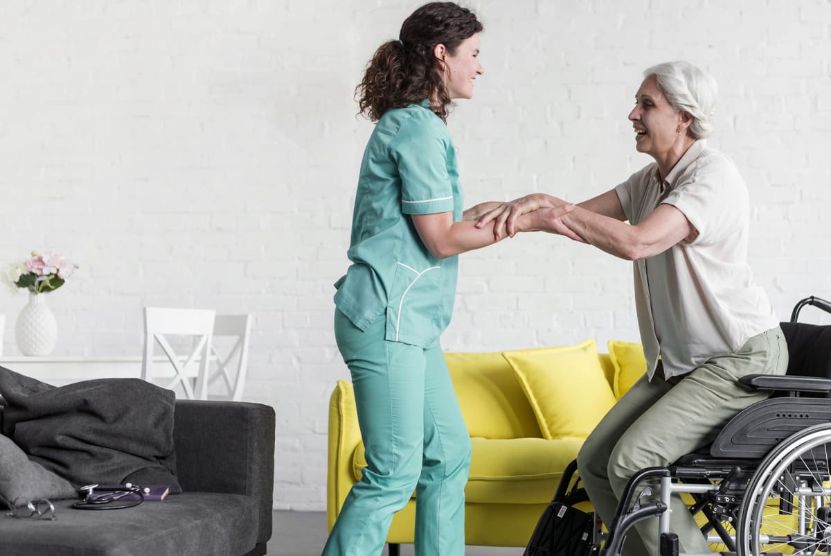 Comment faire face à la perte d'autonomie d'un senior ?
