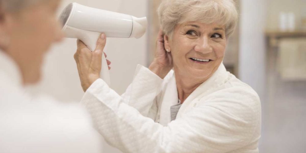 Adapter la salle de bain d'une personne âgée