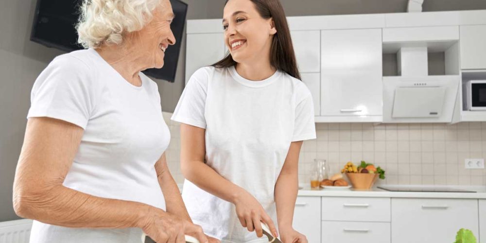 Tout savoir sur l'accompagnement d'une personne âgée