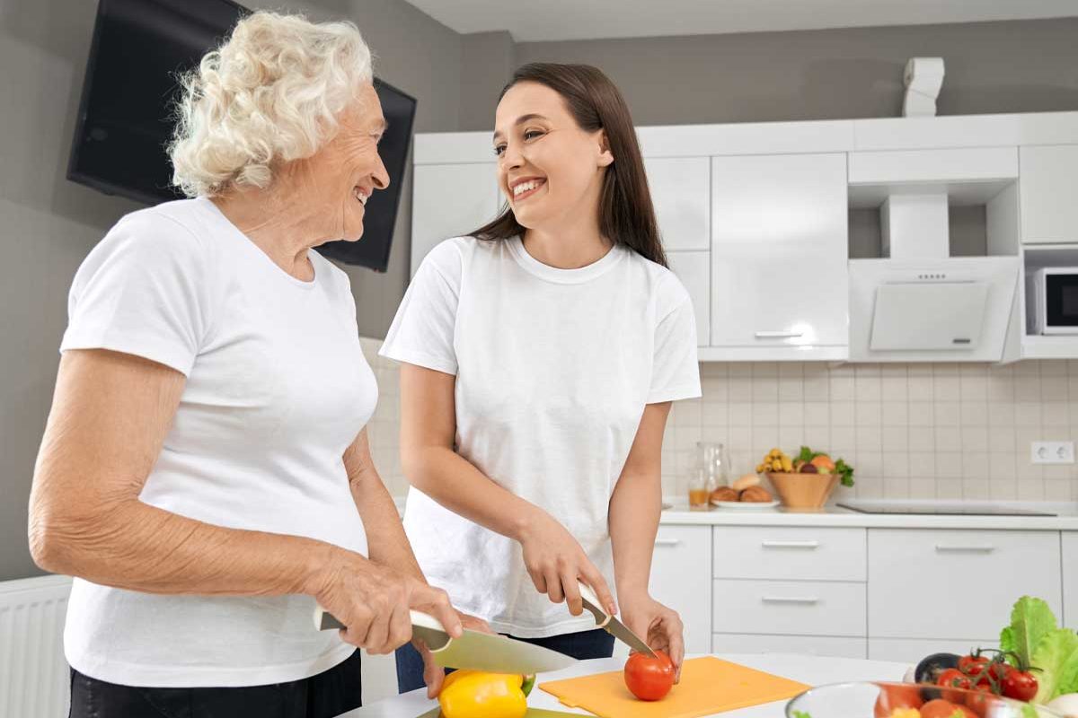 Tout savoir sur l'accompagnement d'une personne âgée