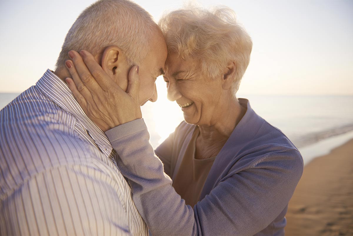 Seniors qui ont trouvé l'amour après 60 ans